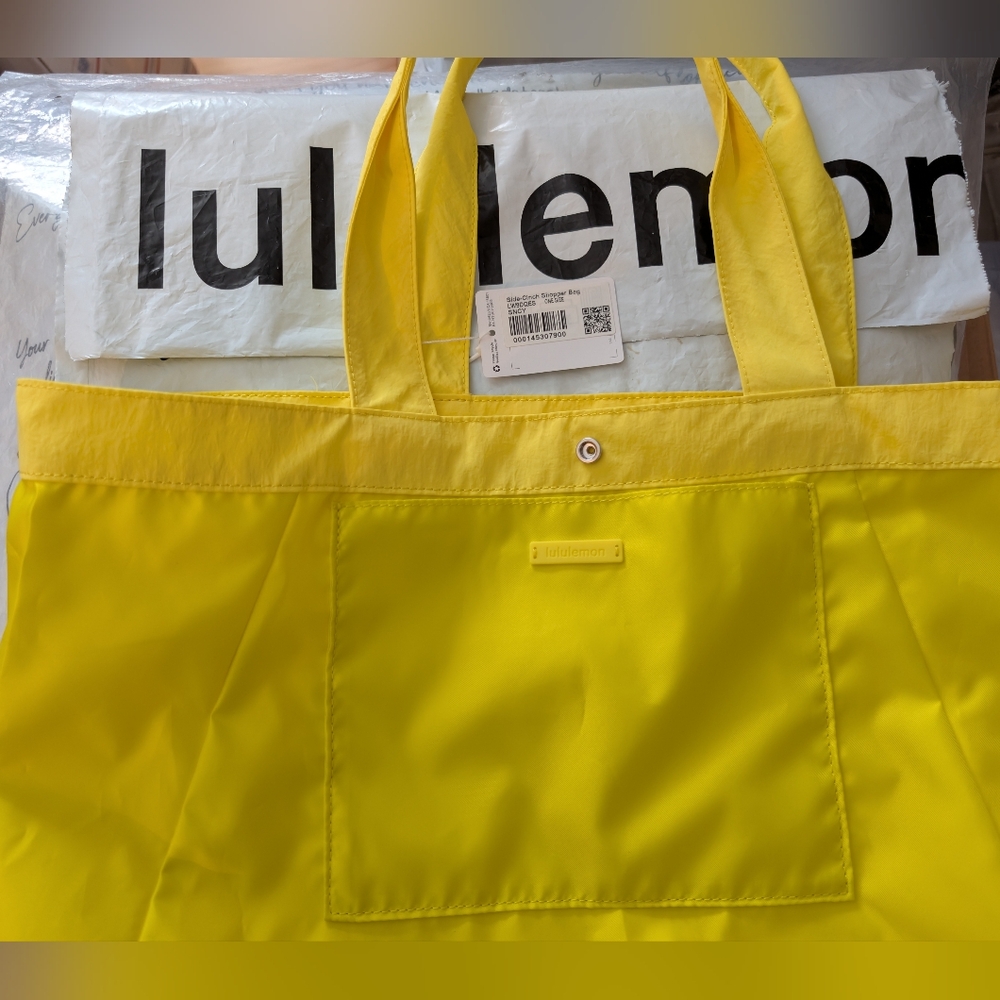 Lululemon Side-Cinch Shopper Tote Bag in Bright Yellow Durable Easy To Clean NWT - Picture 13 of 16